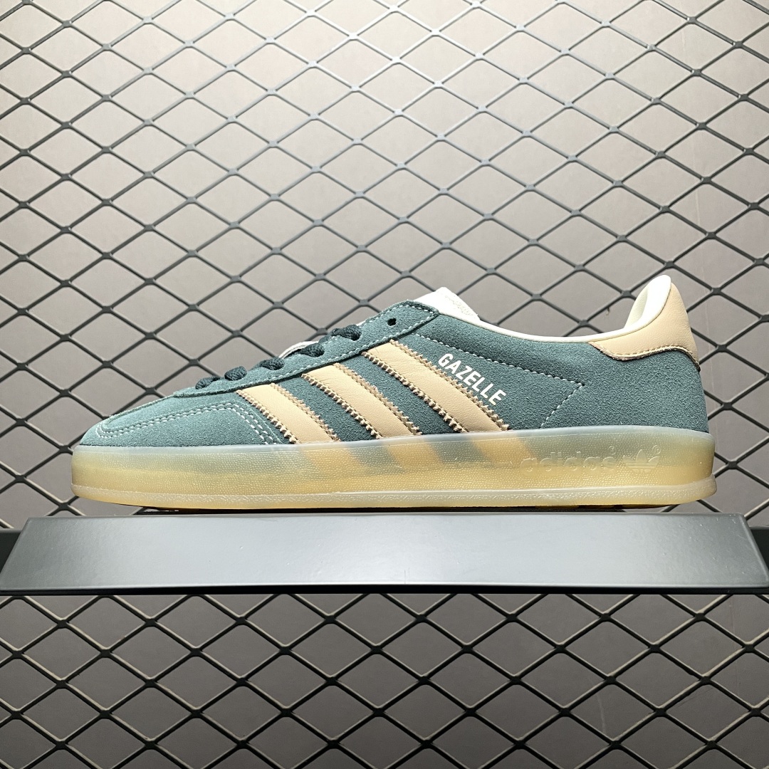  AD 阿迪 Gazelle Indoor 低帮运动休闲板鞋 JH5402 尺码：35.5 36 36.