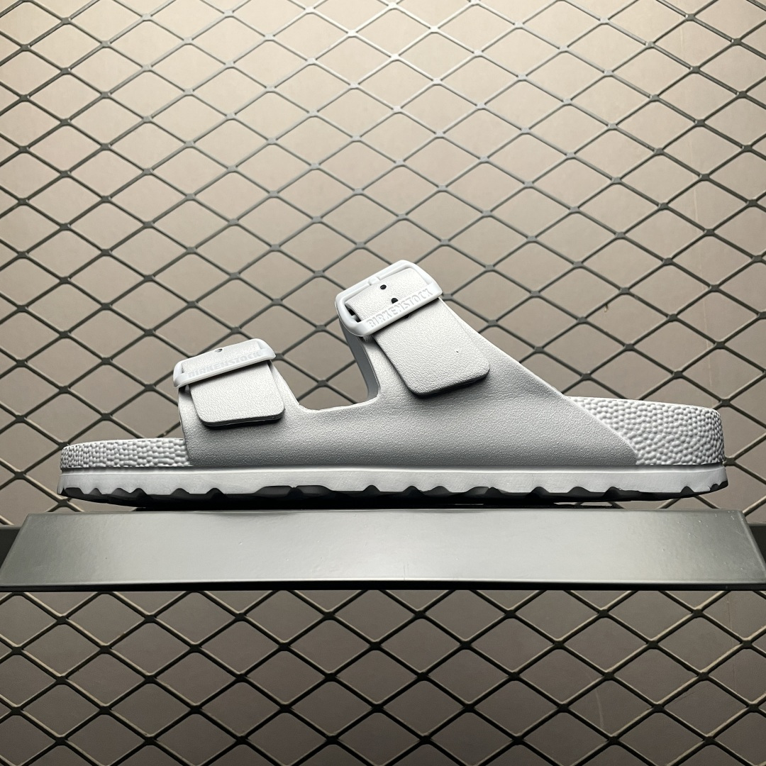 💰410  純原 Birkenstock 博肯/勃肯 EVA 雙扣拖鞋涼鞋 1003490 大廠出品 夏季走量必備爆款🔥超輕發泡大底 整鞋十分輕便 尺碼：36 37 38 39 40 41 42 43 44 45 46 編號：13DCE