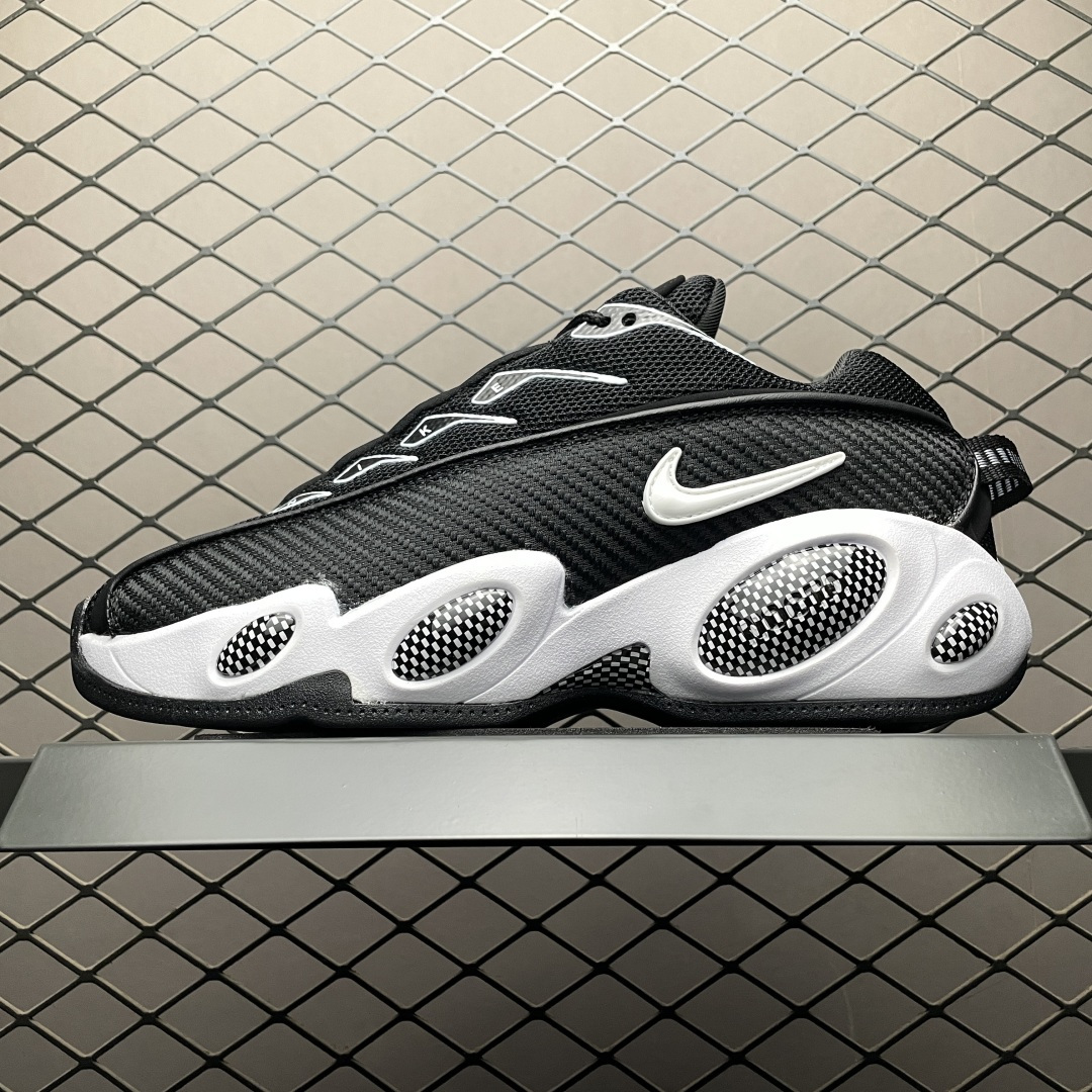 💰569 純原NOCTA x NK Glide 聯名款 復古運動鞋 DM0879-001 外貿專供品質 隆重介紹Drake與Nike的全新鞋款NOCTA Glide，它的設計靈感源自經典的Zoom Flight 95，並融合 NOCTA經