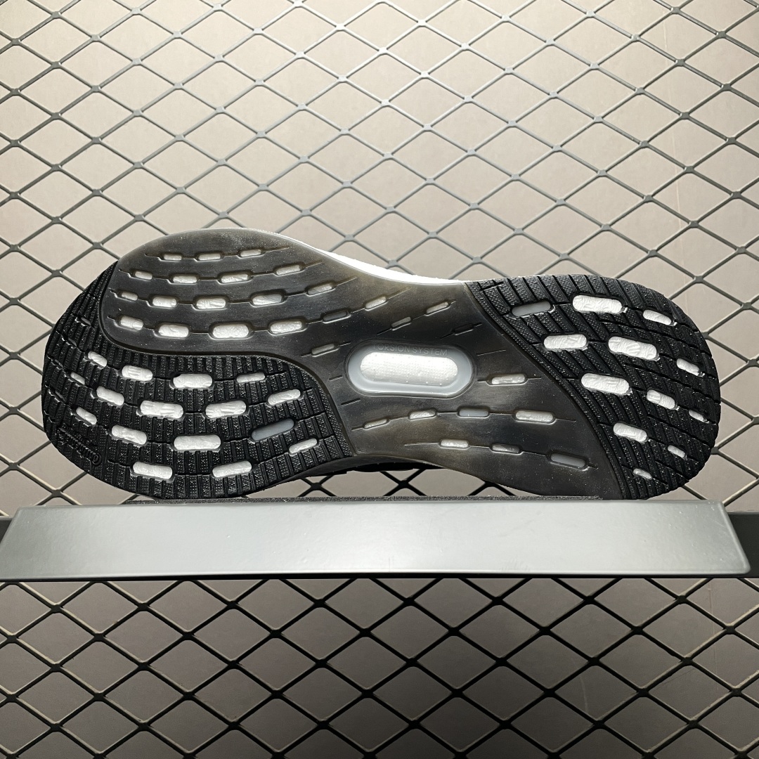   AD 阿迪 Ultra Boost 5 超弹力爆米花中底休闲跑步鞋 JH9633 尺码：36 36.