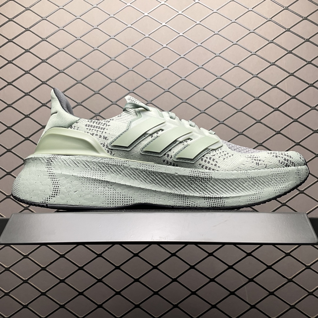   AD 阿迪 Ultra Boost 5 超弹力爆米花中底休闲跑步鞋 JI1525 尺码：39 40 