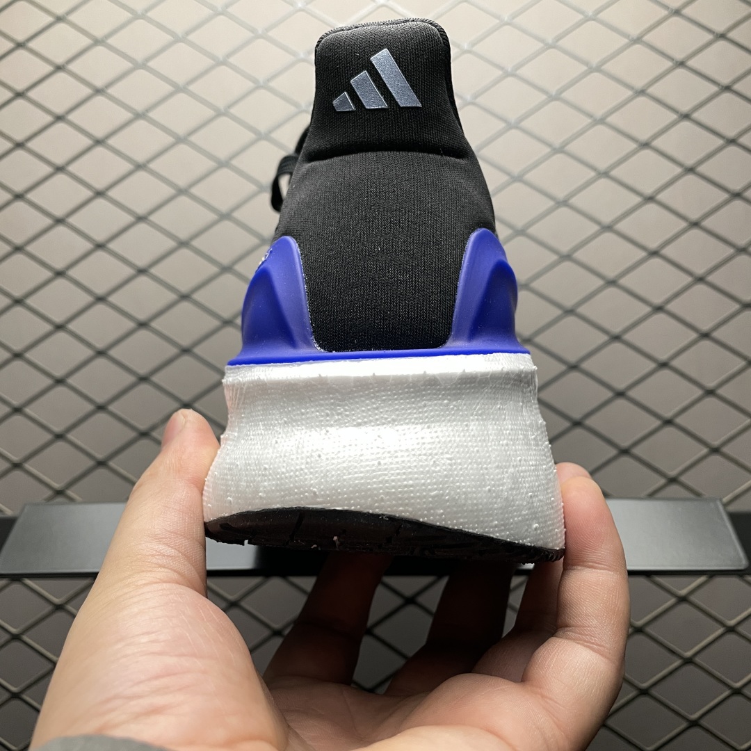   AD 阿迪 Ultra Boost 5 超弹力爆米花中底休闲跑步鞋 JH9082 尺码：36 36.