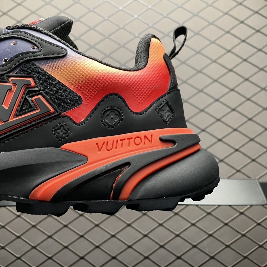 LV Runner Tatic 潮流复古运动鞋 鬼佬专供品质 该款向传统跑鞋汲取灵感,新颖亮相路易威