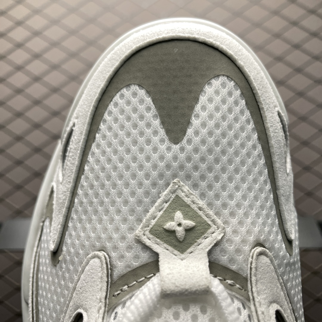 LV Runner Tatic 潮流复古运动鞋 鬼佬专供品质 该款向传统跑鞋汲取灵感,新颖亮相路易威