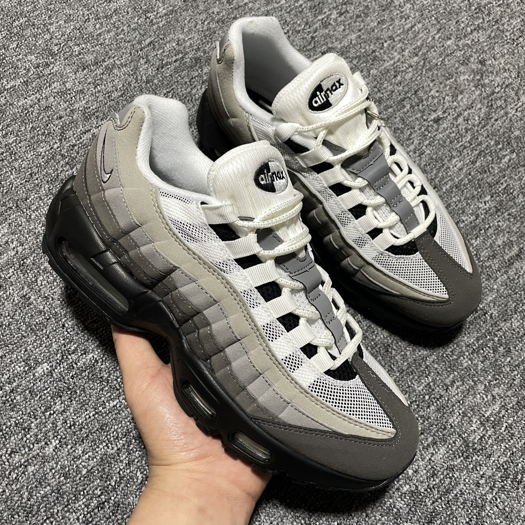   NK Air Max 95 SP 低帮休闲运动板鞋 AT2865-003 高端零售外贸专供品质 区别