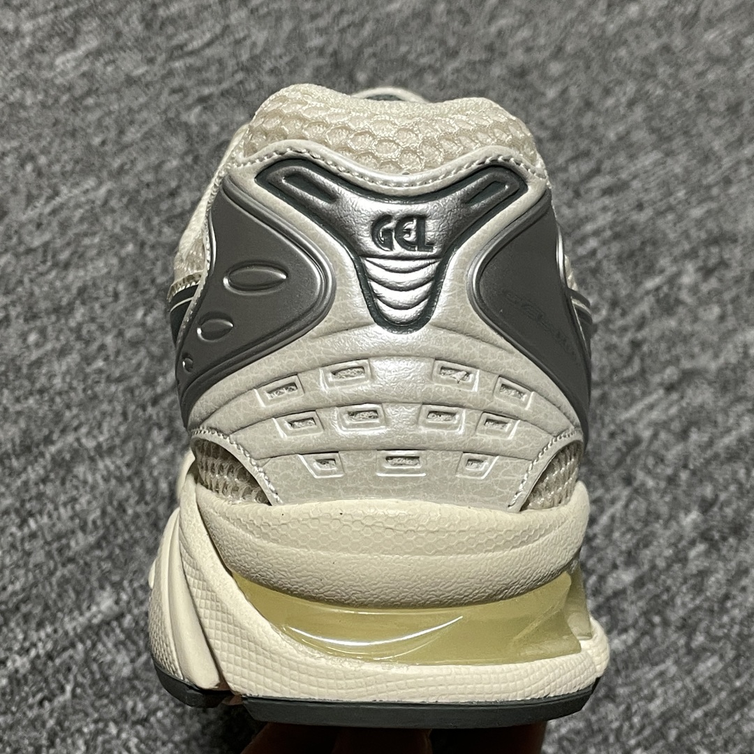  Asics 亚瑟士 GEL-Kayano 14 低帮运动休闲跑步鞋 1201A019-200 高端零售
