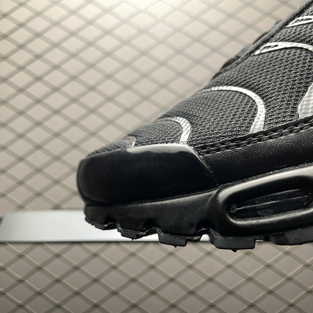   外贸专供 NK Air Max PLUS 复古气垫运动鞋 -050 外贸专供品质 尺码：36-47 