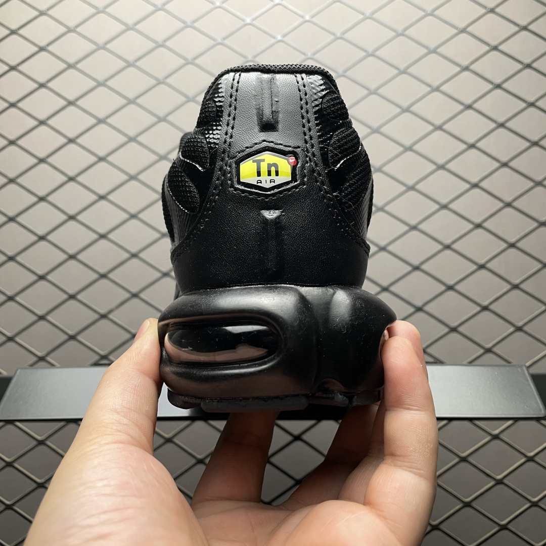   外贸专供 NK Air Max PLUS 复古气垫运动鞋 -050 外贸专供品质 尺码：36-47 