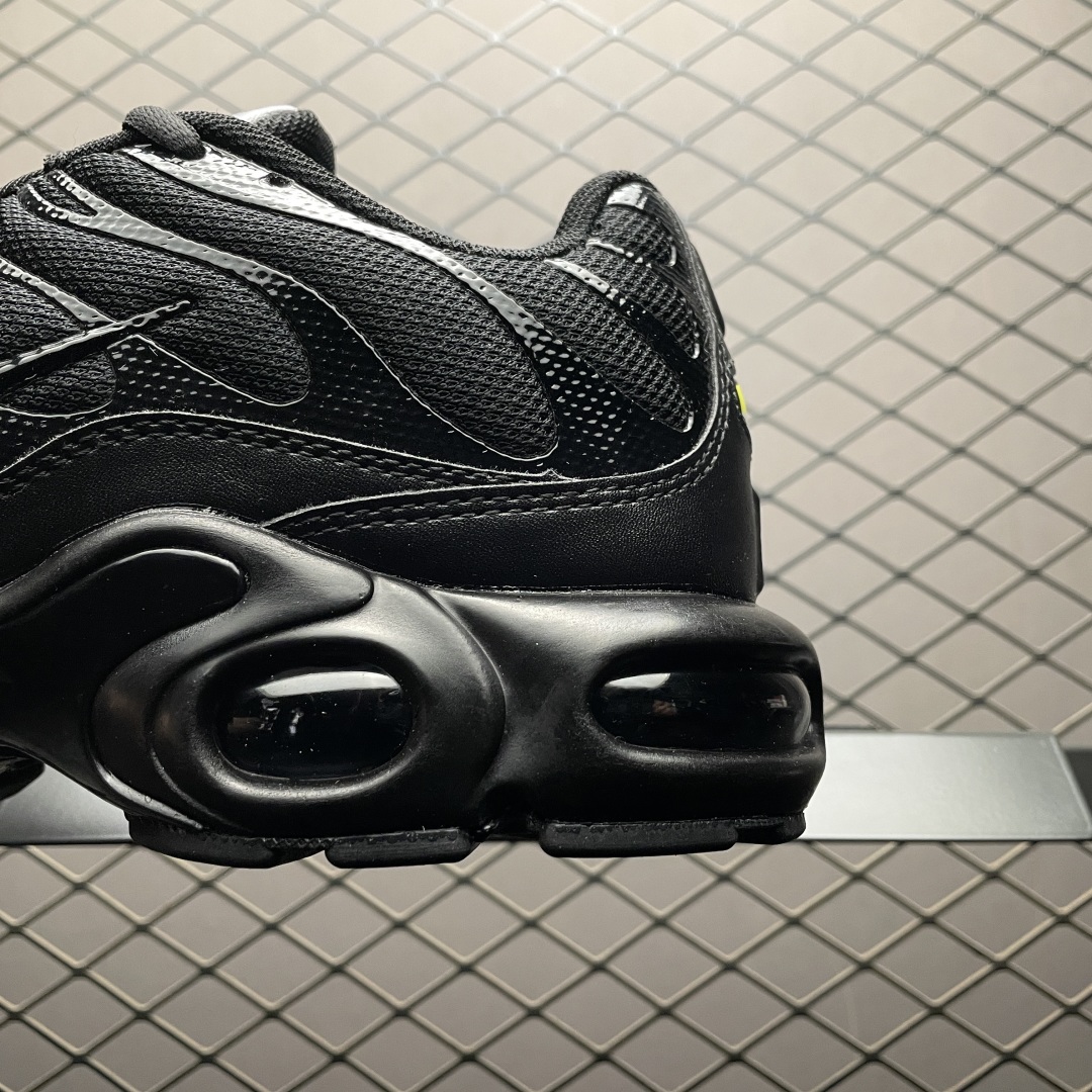  外贸专供 NK Air Max PLUS 复古气垫运动鞋 -050 外贸专供品质 尺码：36-47 