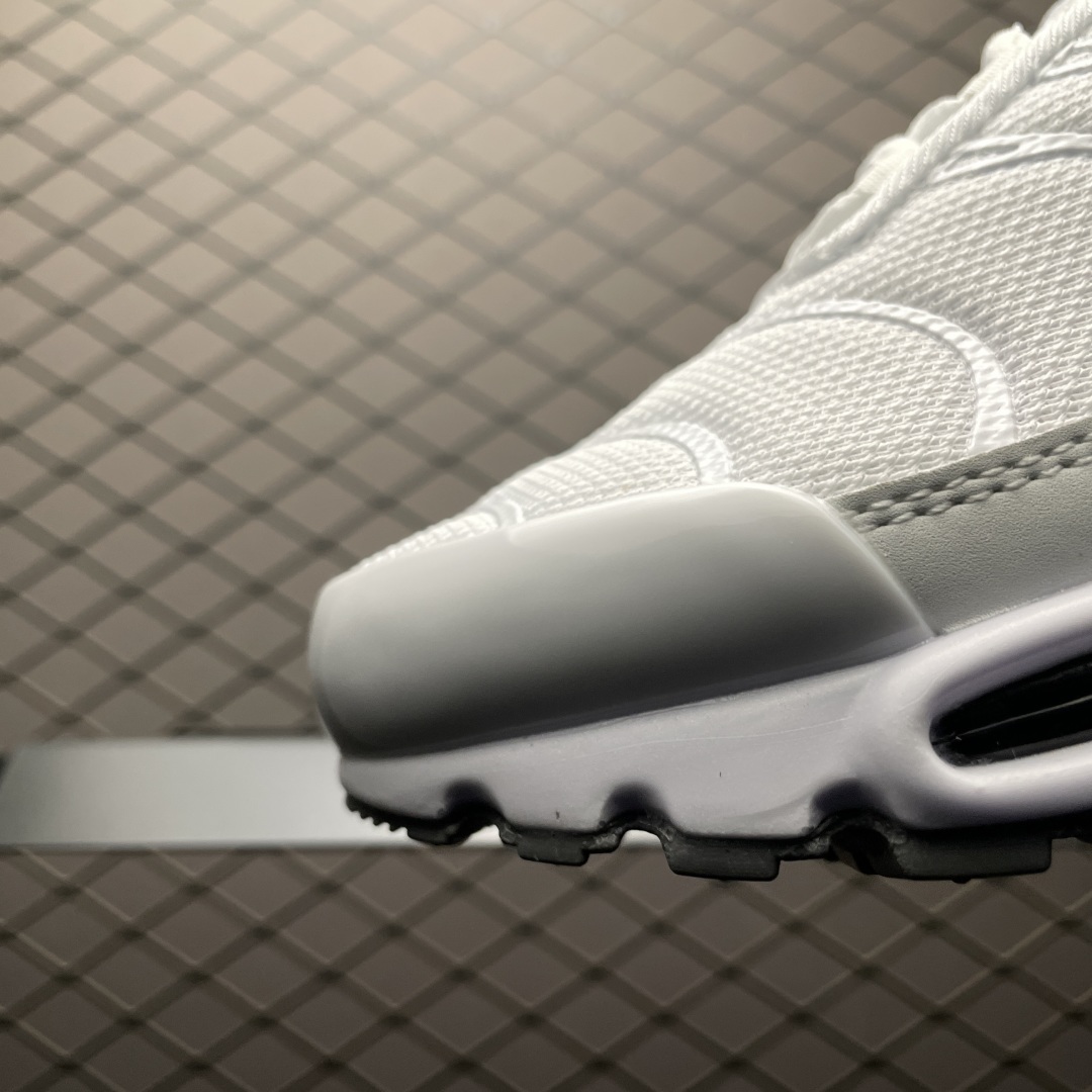   外贸专供 NK Air Max PLUS 复古气垫运动鞋 -139 外贸专供品质 尺码：36-47 
