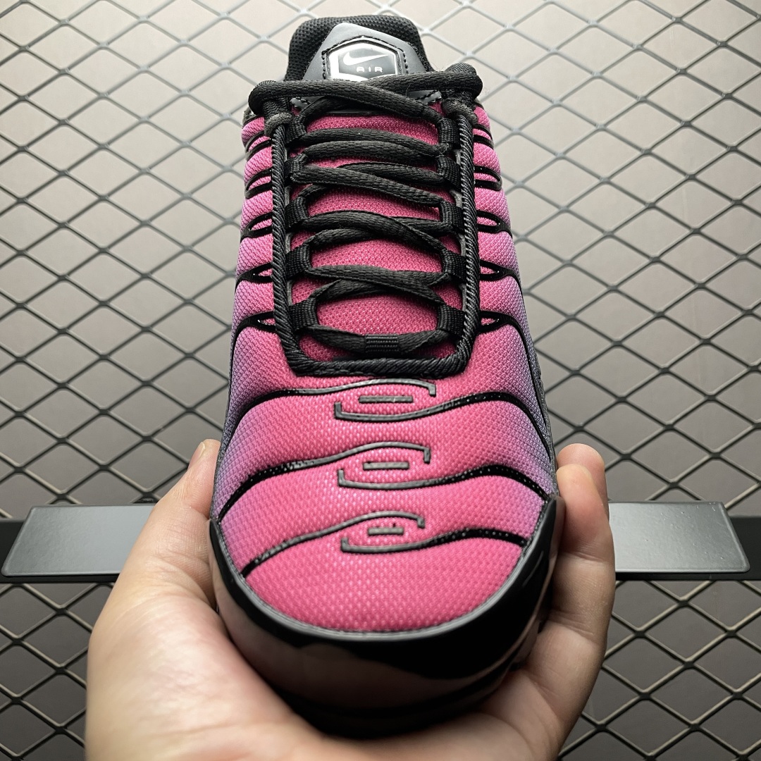   外贸专供 NK Air Max PLUS 复古气垫运动鞋 FJ5981-010 外贸专供品质 尺码：