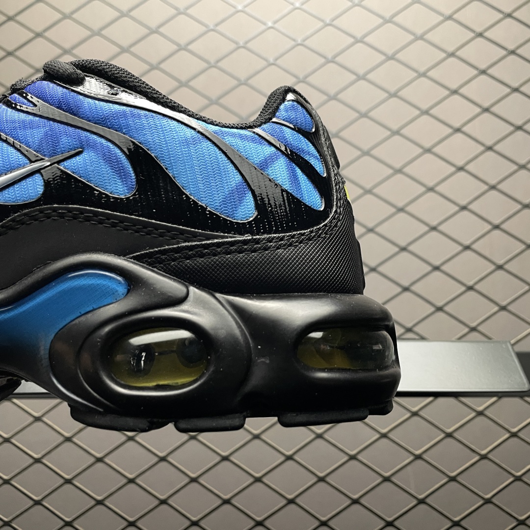   外贸专供 NK Air Max PLUS 复古气垫运动鞋 FV0393-001 外贸专供品质 尺码：