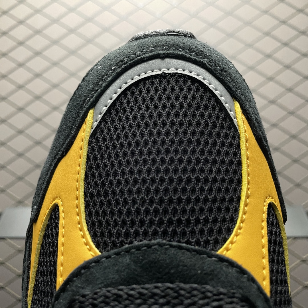   KITH x New Balance 新百伦 M2010ND 联名款 复古休闲慢跑鞋 尺码：36 3