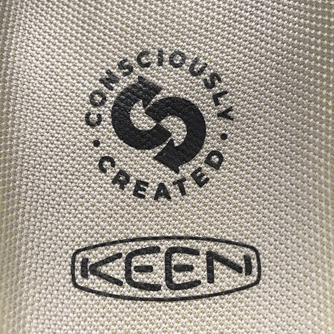   KEEN 科恩 Hoodzerra 户外凉鞋  黑白配 熊猫配色经典款色系 鞋头是防踢设计绑带设计值