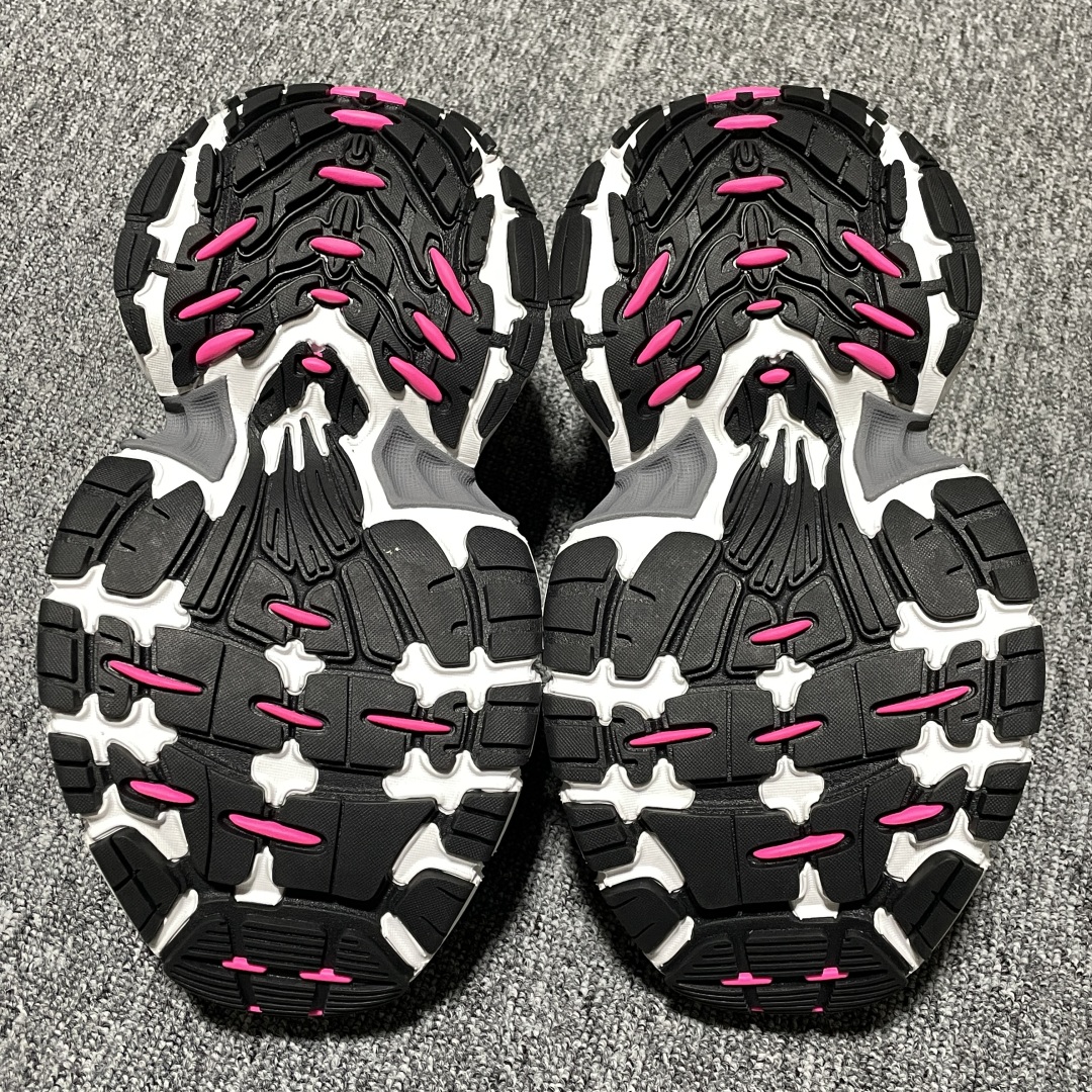   Balenciaga 巴黎世家 10XL 复古老爹鞋  W2MV7 1980 专柜同步包装 原装大盒