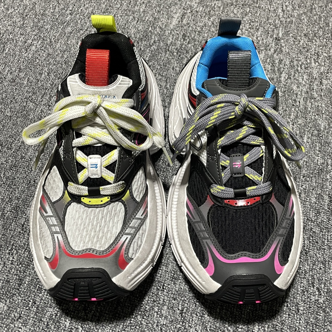   Balenciaga 巴黎世家 10XL 复古老爹鞋  W2MV7 1980 专柜同步包装 原装大盒
