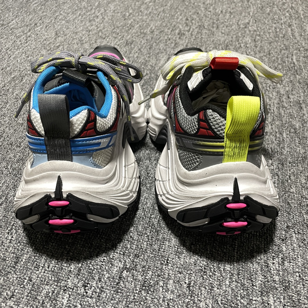   Balenciaga 巴黎世家 10XL 复古老爹鞋  W2MV7 1980 专柜同步包装 原装大盒