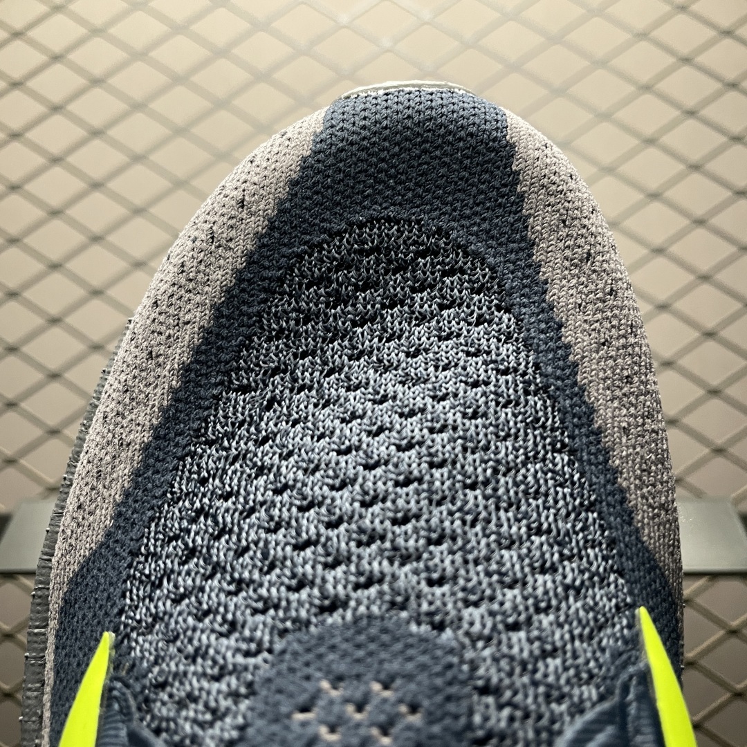   AD 阿迪 Ultra Boost 5X 超弹力爆米花中底休闲跑步鞋 JH9034 尺码：39 40