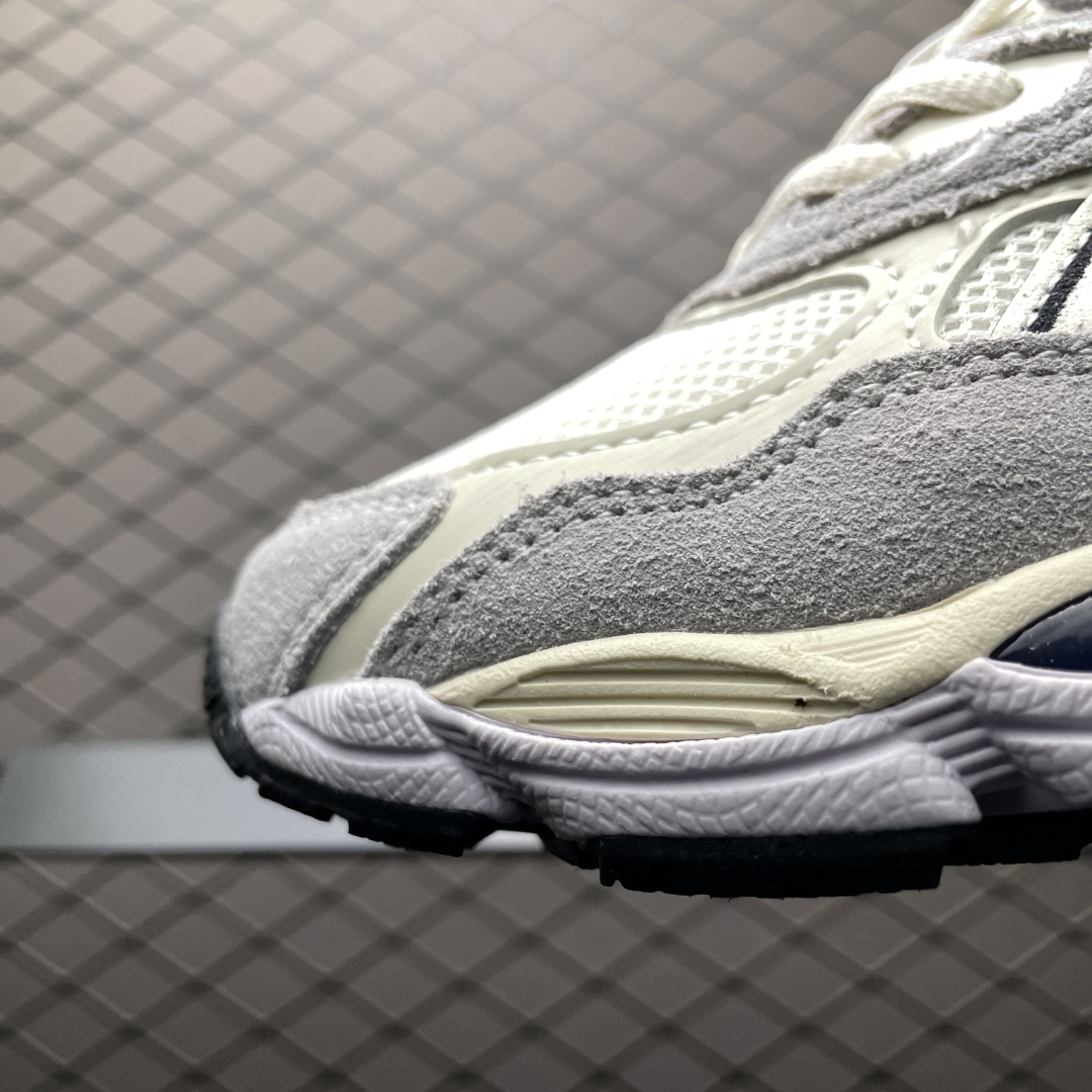   Asics 亚瑟士 GEL-NYC 低帮运动休闲跑步鞋 1203A788-101 平台专供品质 区别