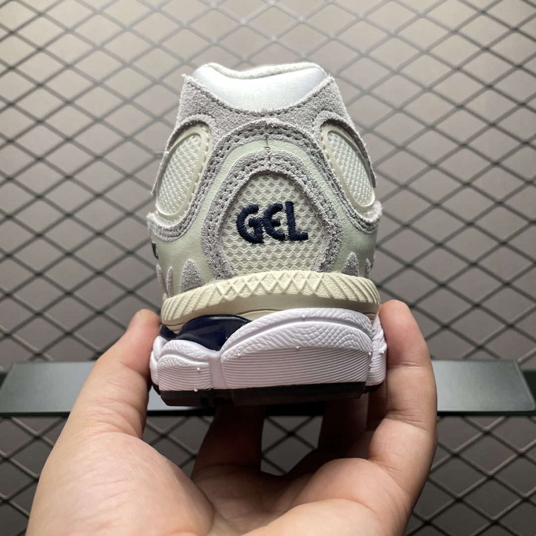   Asics 亚瑟士 GEL-NYC 低帮运动休闲跑步鞋 1203A788-101 平台专供品质 区别
