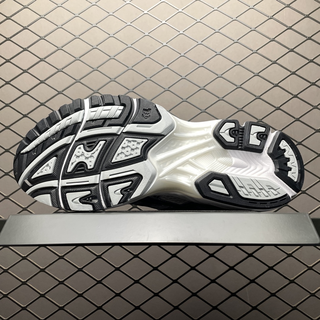  Asics 亚瑟士 GEL-Kayano 14 低帮运动休闲跑步鞋 1203A537-106 高端零售