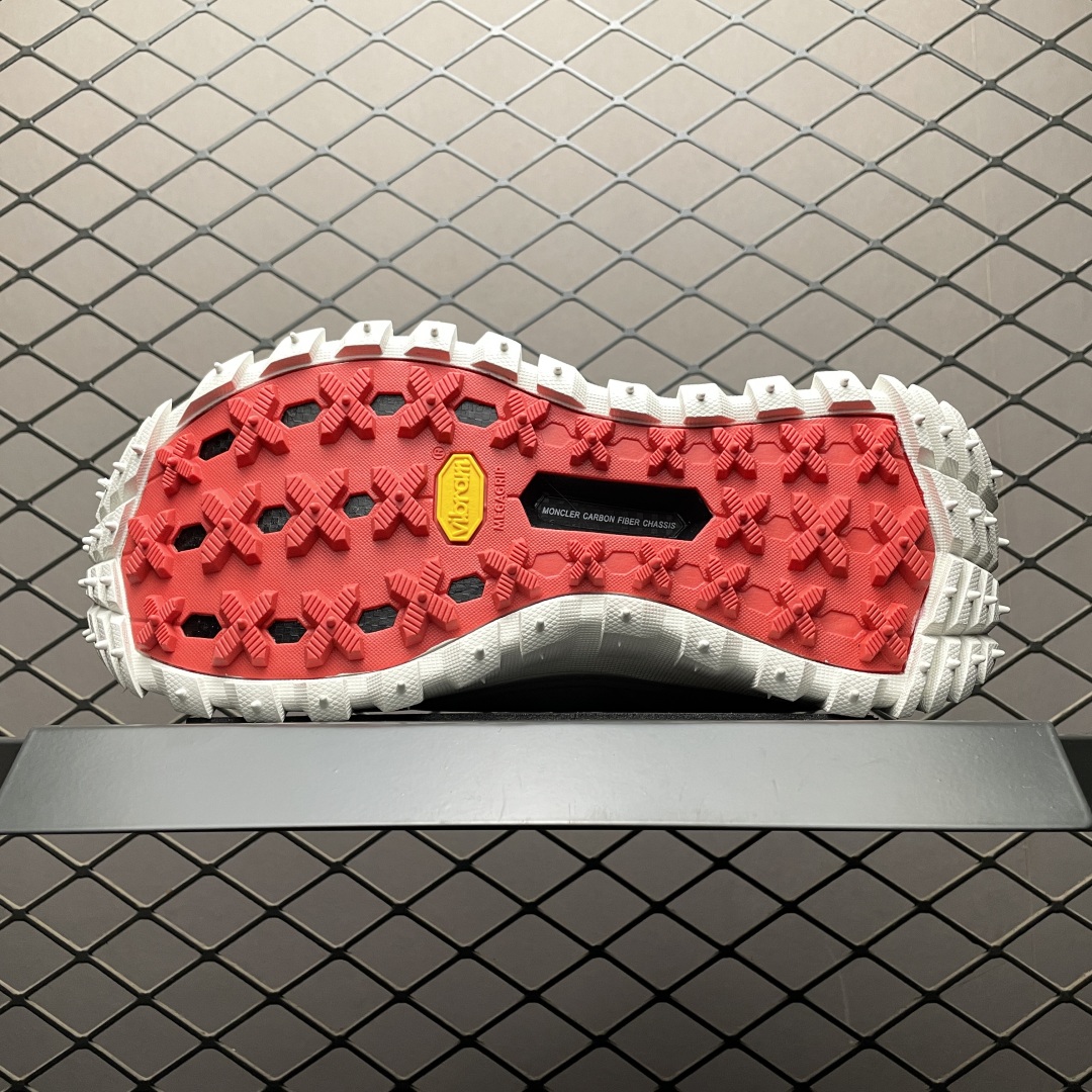   Moncler 盟可睐/蒙口 Trailgrip GTX 抗撕裂材质山地户外鞋 鞋身采用Cordur