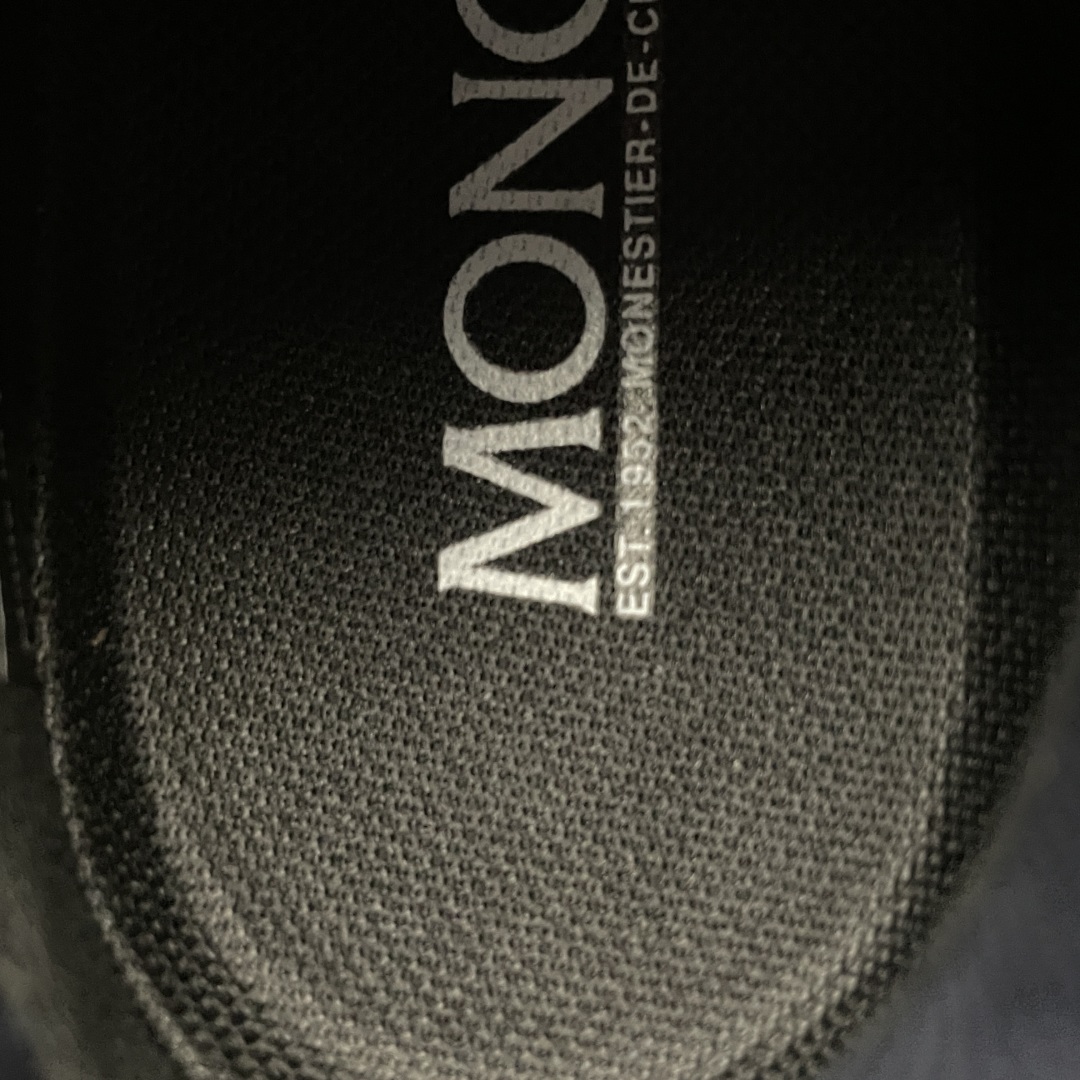   Moncler 盟可睐/蒙口 Trailgrip GTX 抗撕裂材质山地户外鞋 鞋身采用Cordur