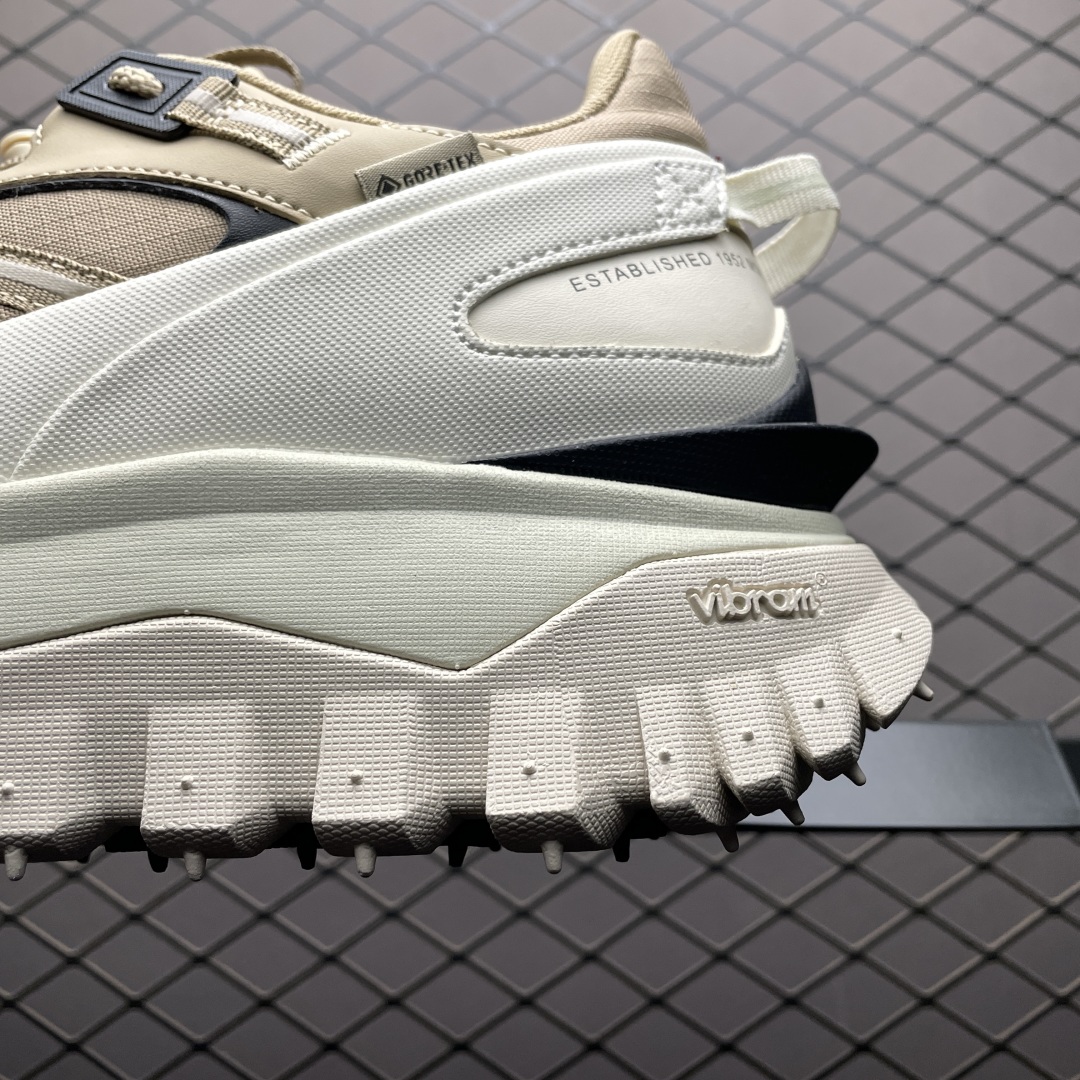   Moncler 盟可睐/蒙口 Trailgrip GTX 抗撕裂材质山地户外鞋 鞋身采用Cordur