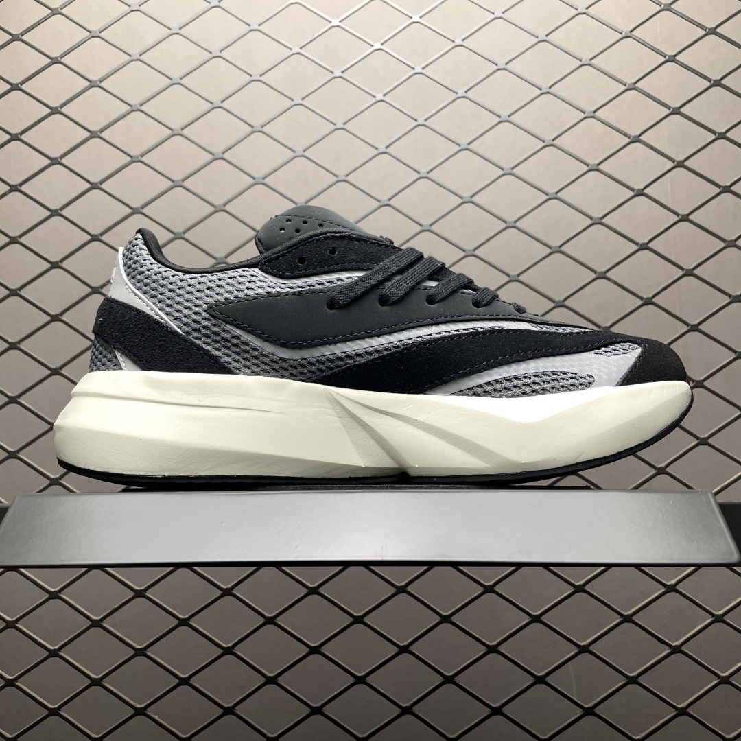   AD 阿迪 Light Blaze 网面透气跑步鞋 JH6959 尺码 ：36 36.5 37 38