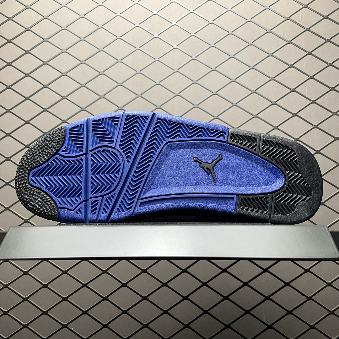   Air Jordan 4 RM AJ4乔4 低帮文化篮球鞋 FQ7939-140 它由纺织网布、皮革