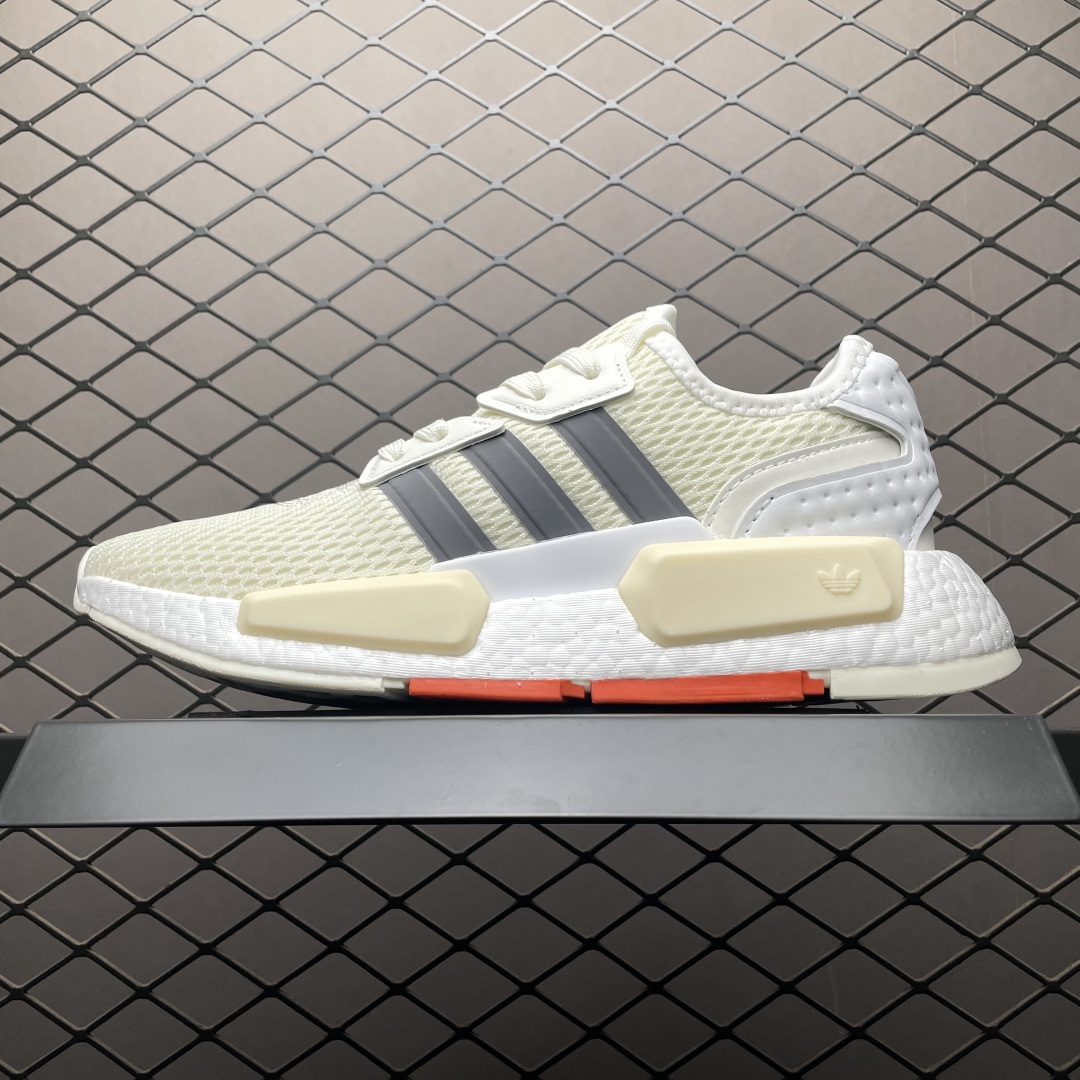  AD 阿迪 NMD_G1 Boost 爆米花中底休闲跑步鞋 IG8584 尺码：39 40 40.5 