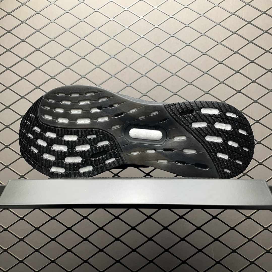   Y-3 x AD 阿迪 Ultra Boost 5 山本耀司联名款超弹力爆米花中底休闲跑步鞋 J 尺