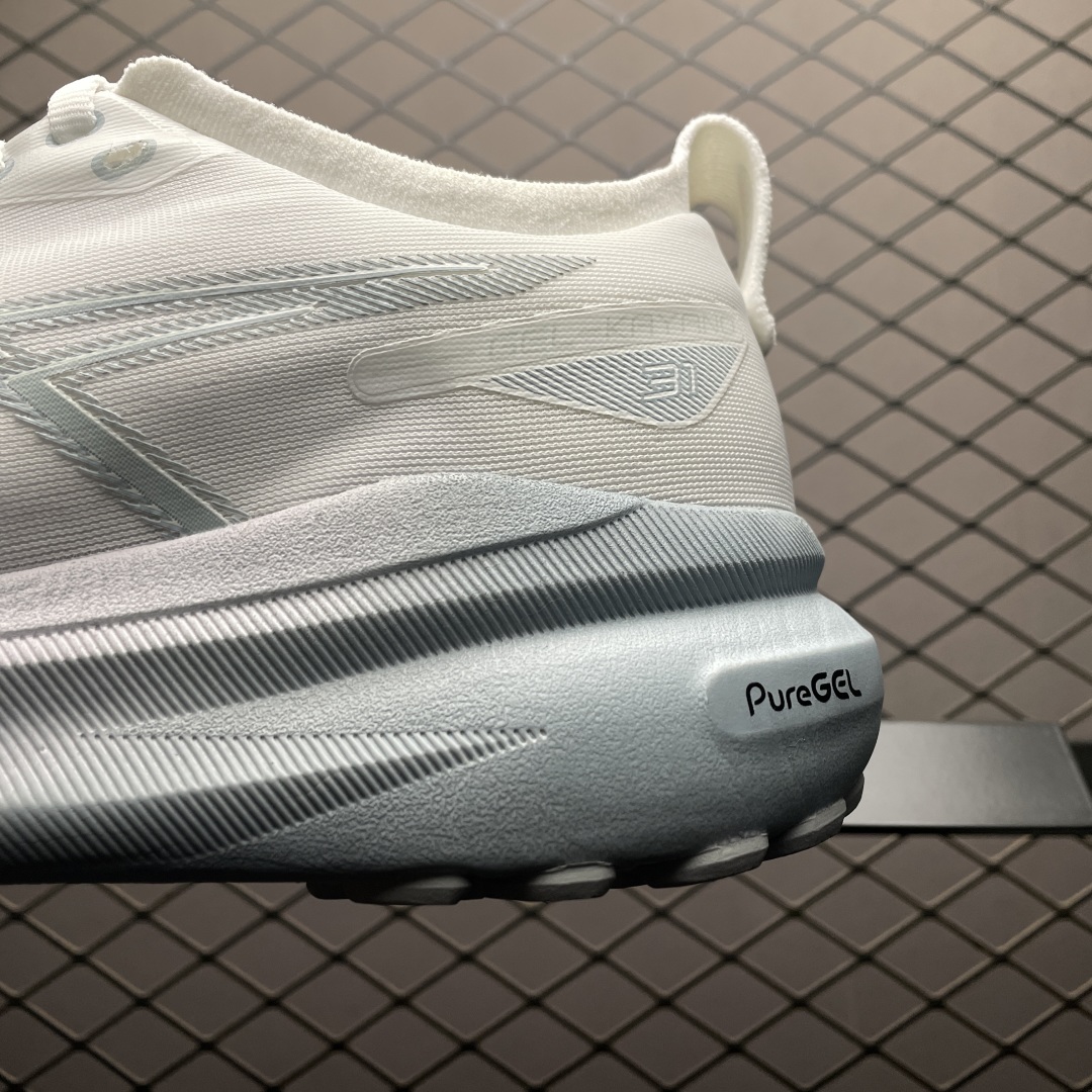   Asics 亚瑟士 GEL-Kayano 31 低帮运动休闲跑步鞋 1012B794-100 平台专