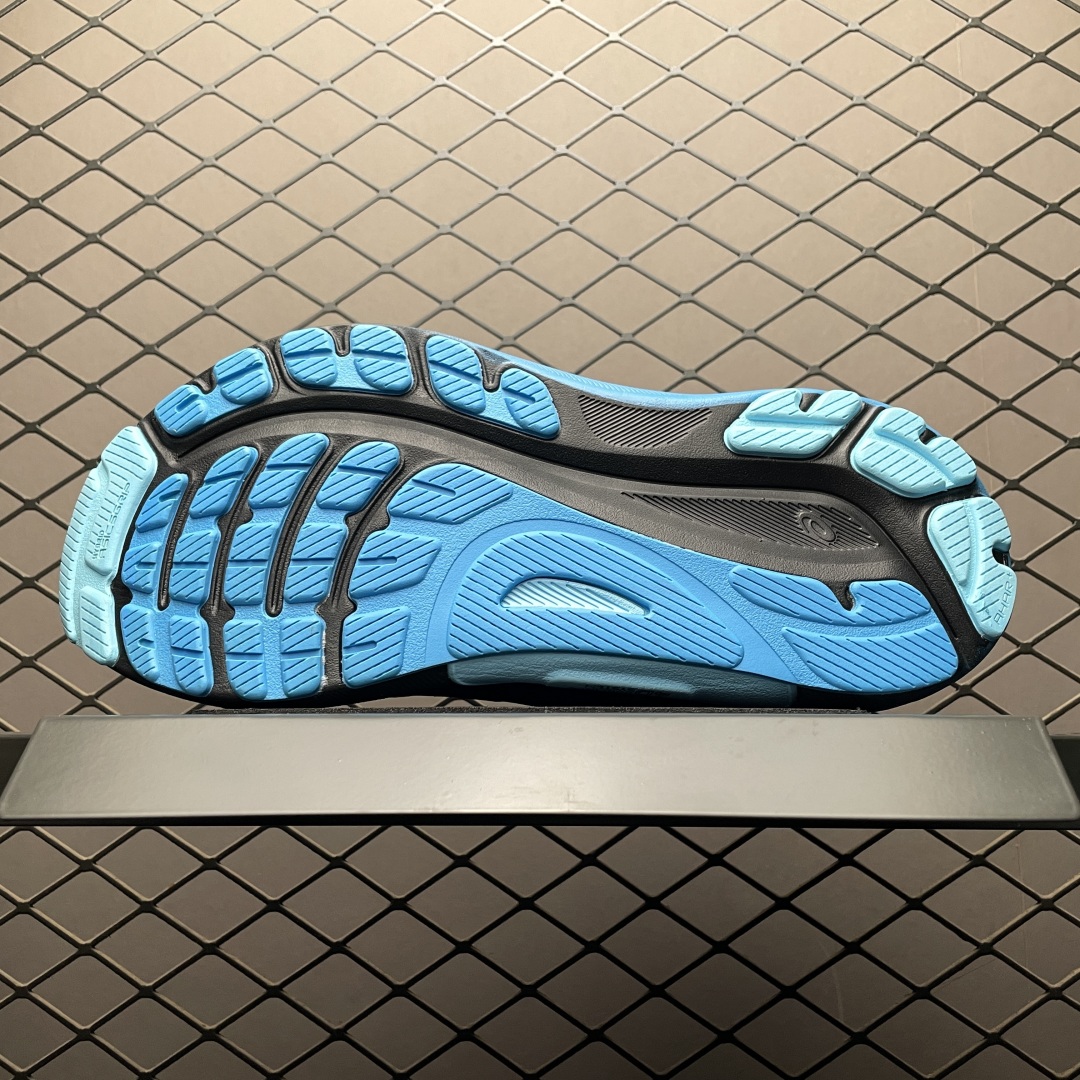   Asics 亚瑟士 GEL-Kayano 31 低帮运动休闲跑步鞋 1011B867-401 平台专