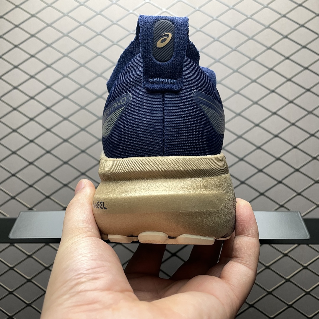   Asics 亚瑟士 GEL-Kayano 31 低帮运动休闲跑步鞋 1011B950-400 平台专