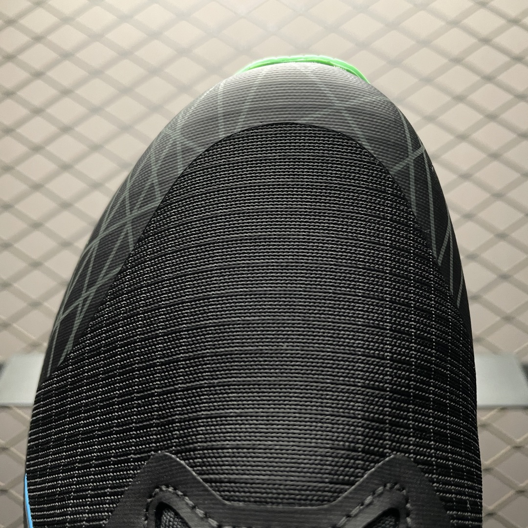   Asics 亚瑟士 GEL-Kayano 31 低帮运动休闲跑步鞋 1011B949-001 平台专