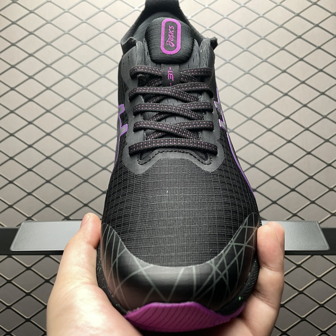   Asics 亚瑟士 GEL-Kayano 31 低帮运动休闲跑步鞋 1012B744-001 平台专
