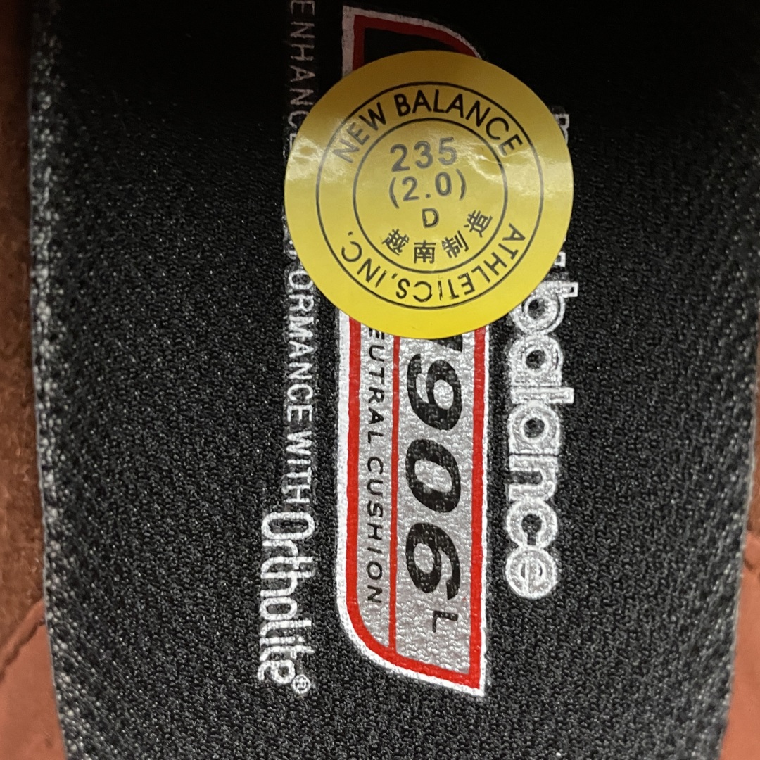  New Balance 新百伦 复古休闲跑步鞋 U1906LNS 尺码：36 37 37.5 38 3