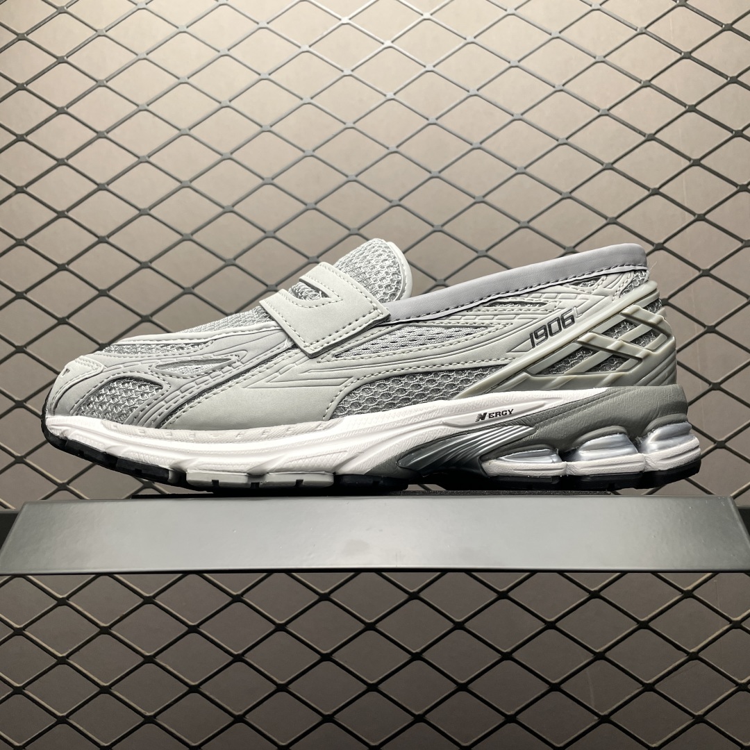 New Balance 新百伦 复古休闲跑步鞋 U1906LGR 尺码：36 37 37.5 38 3