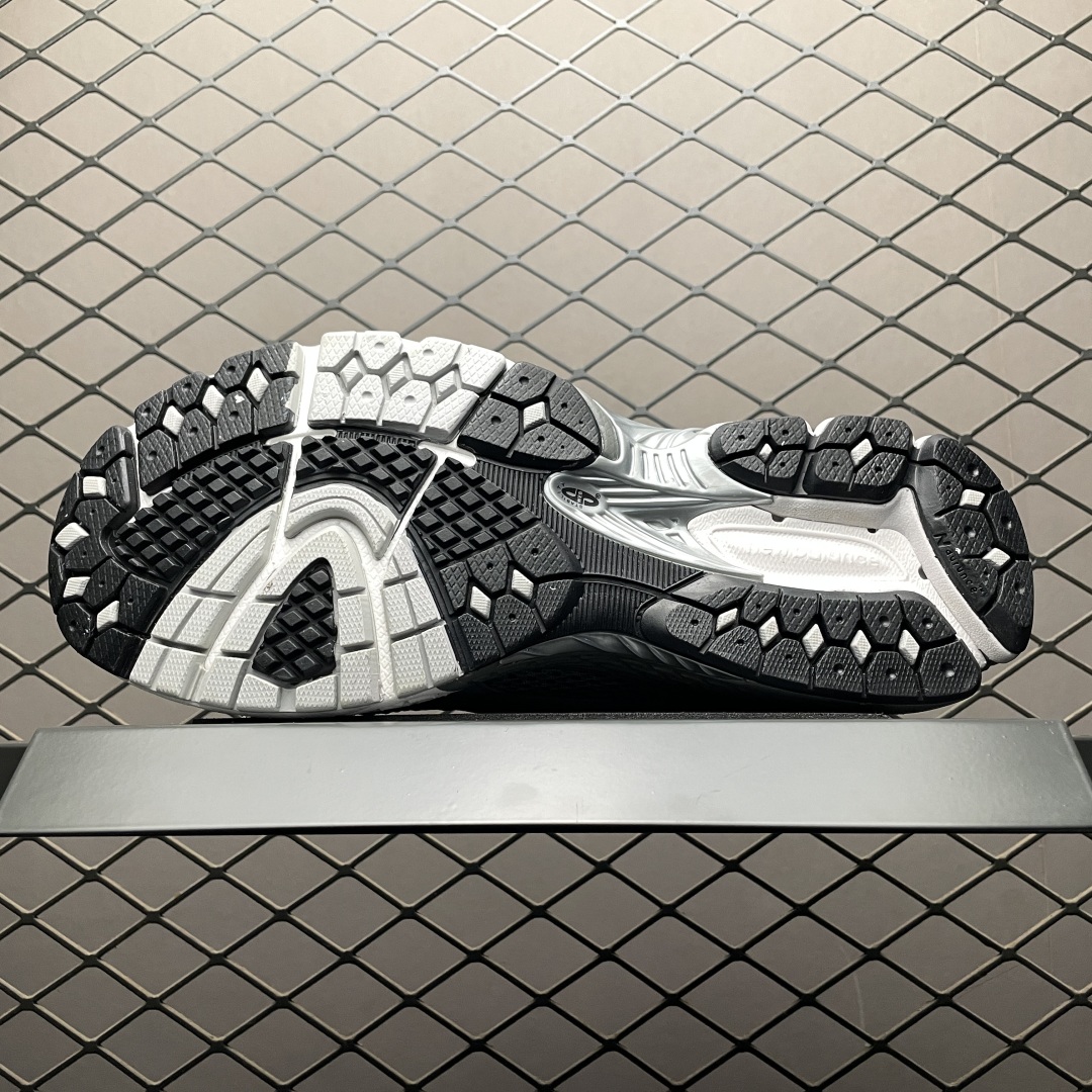  New Balance 新百伦 复古休闲跑步鞋 U1906LGR 尺码：36 37 37.5 38 3