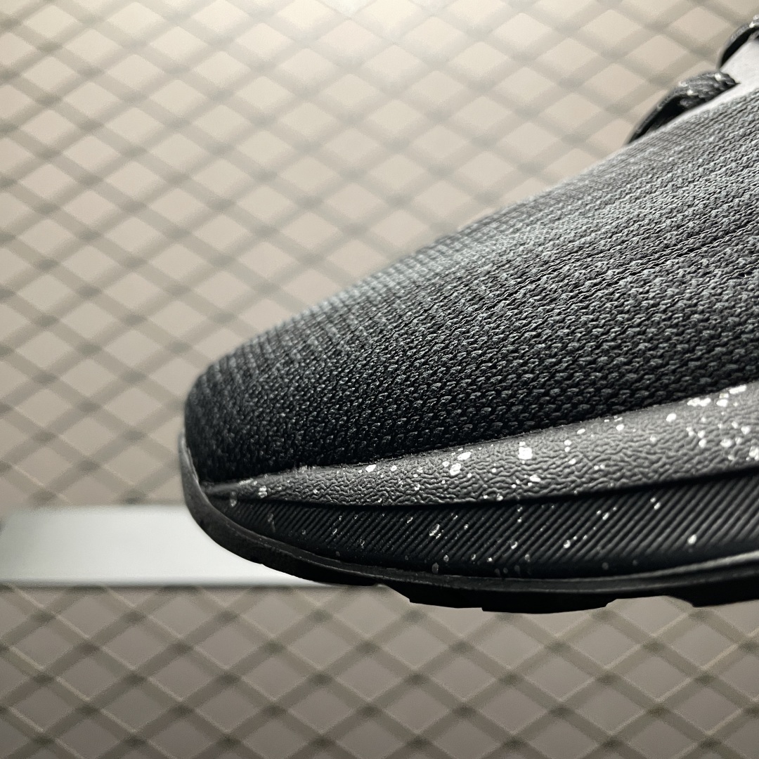   Asics 亚瑟士 GEL-Quantum 180 VII 低帮运动休闲跑步鞋 1201A631-0