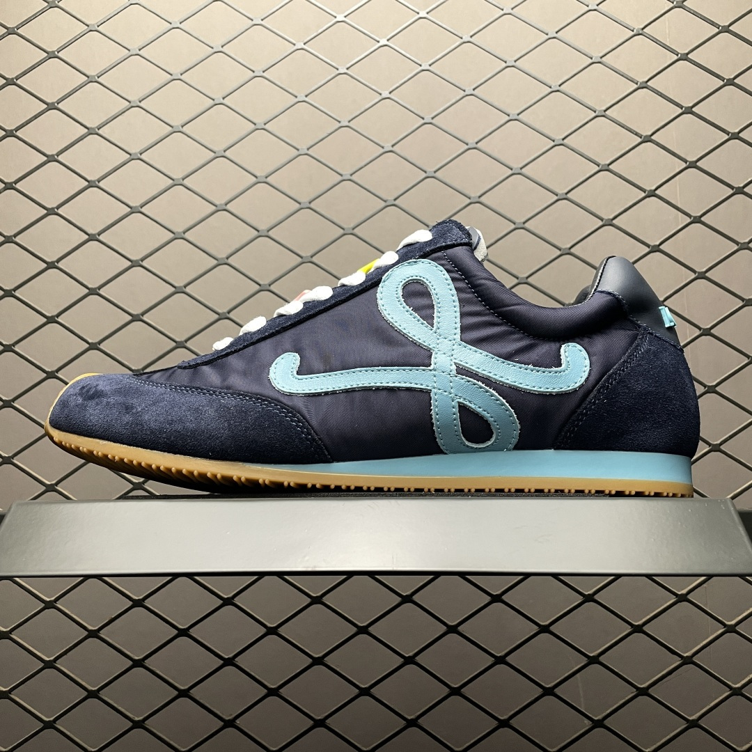 純原 海淘專供版 Loewe 羅意威 Ballet Runner 25ss巴黎時裝週 復古運動鞋 代購專供品質 原版私模大底 版型和材質均1比1完美復刻 內裡全包頭層小羊皮  尺碼：39 40 41 42 43 44 45 編號：40PGT