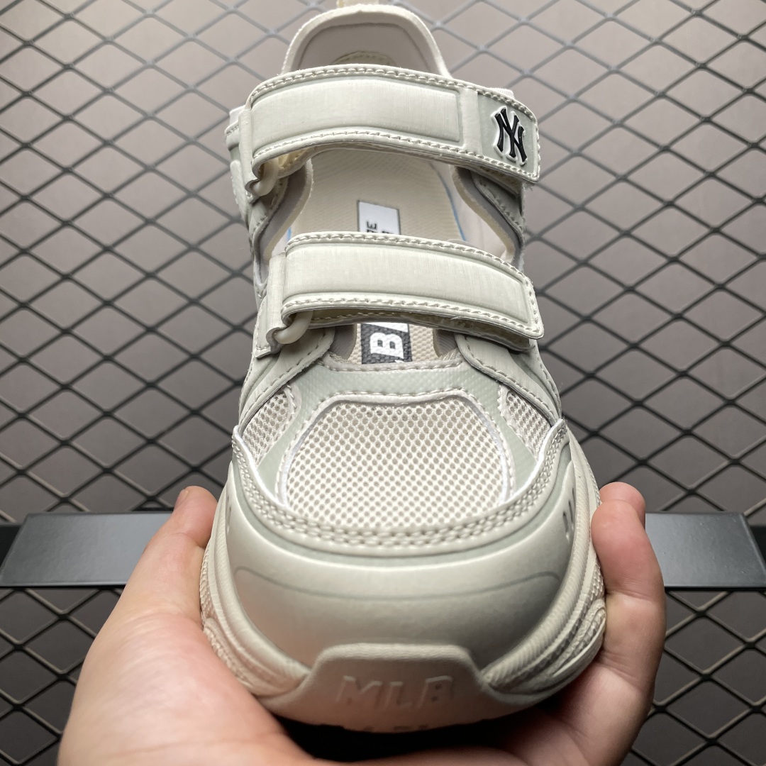  网红爆款 MLB Ace Runner Mary Jane 低帮复古休闲凉鞋 尺码：35-44 编号：