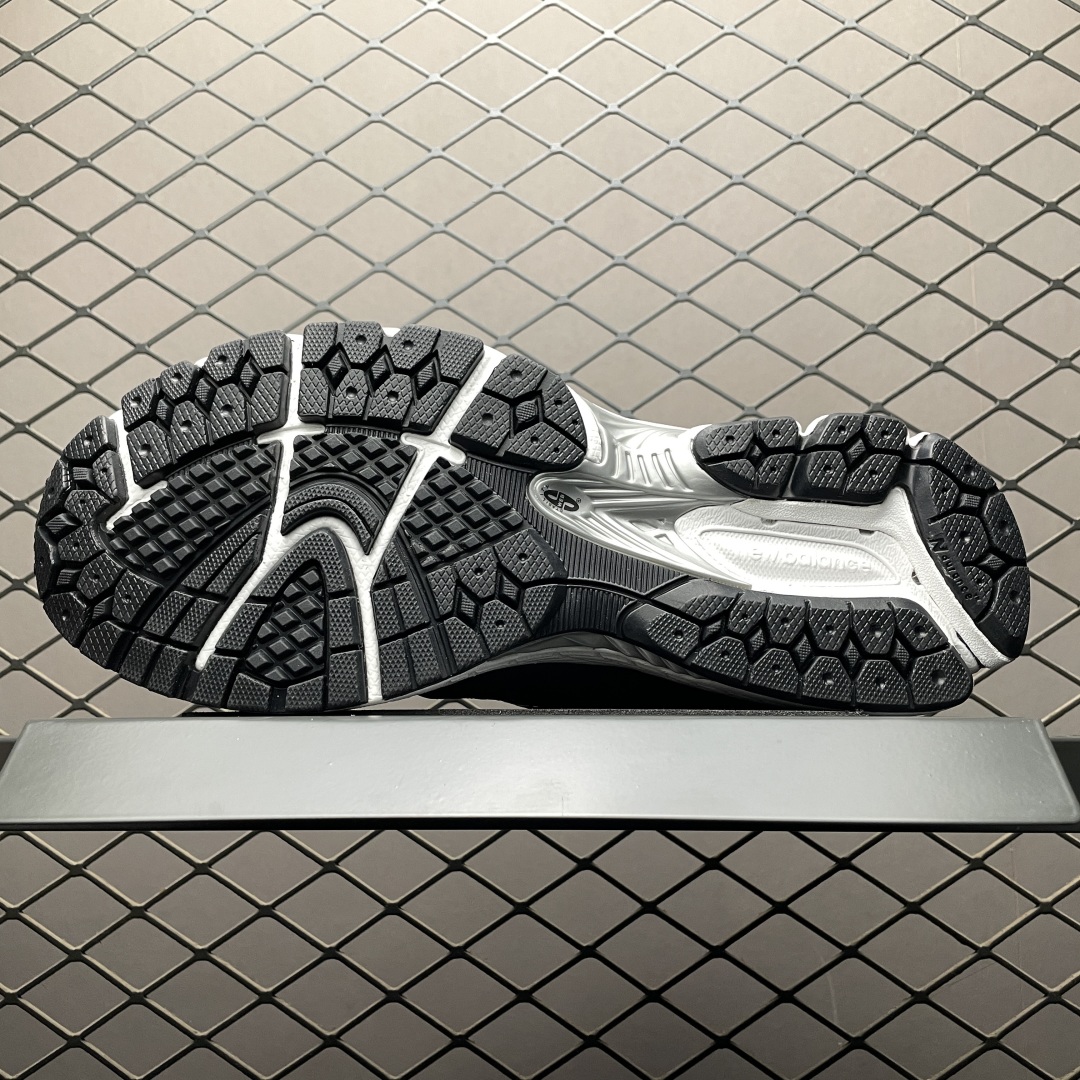   New Balance 新百伦 U1906RCB 复古休闲跑步鞋 尺码：36 37 37.5 38 