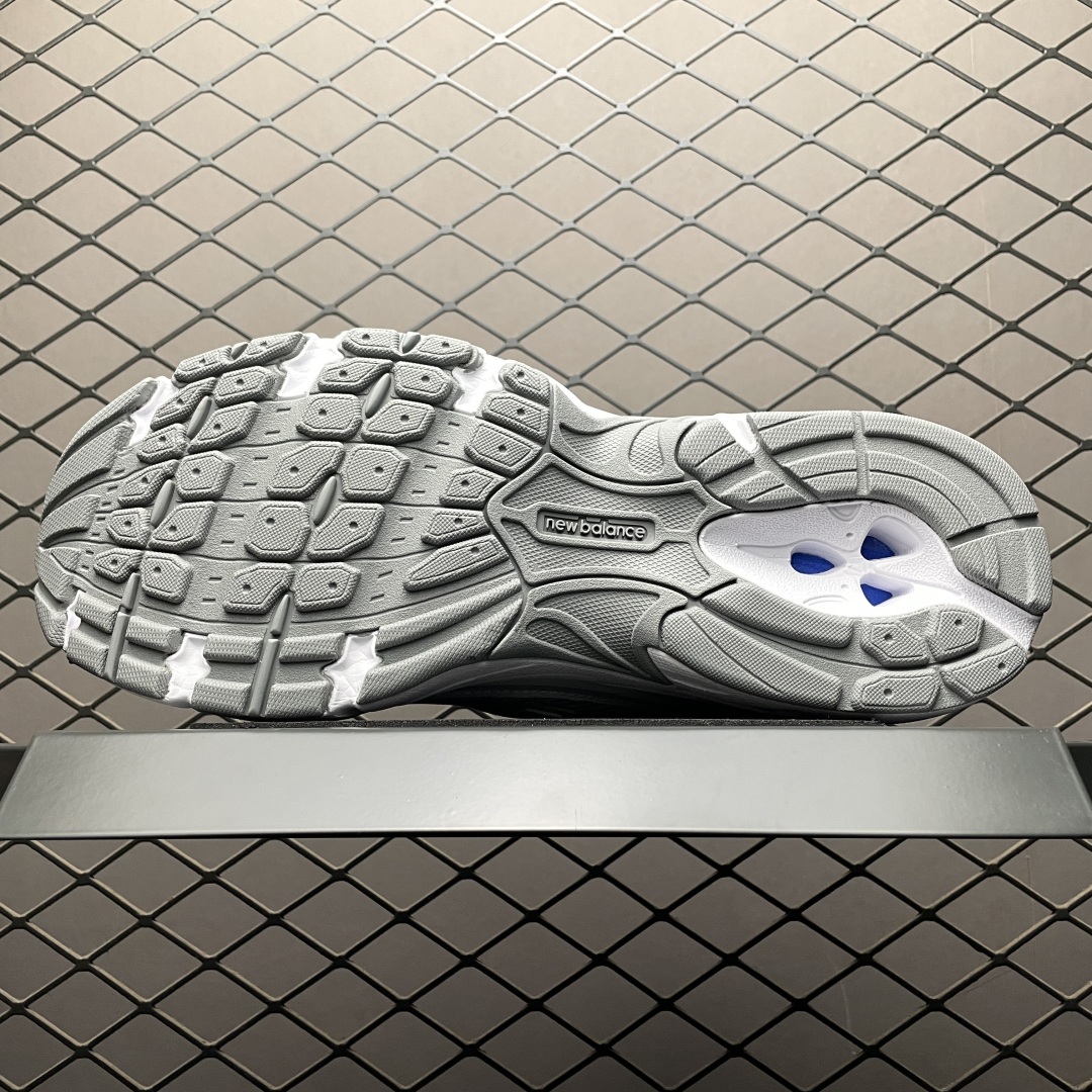   New Balance 新百伦 U740GS2 复古休闲慢跑鞋 尺码：36 37 37.5 38 3