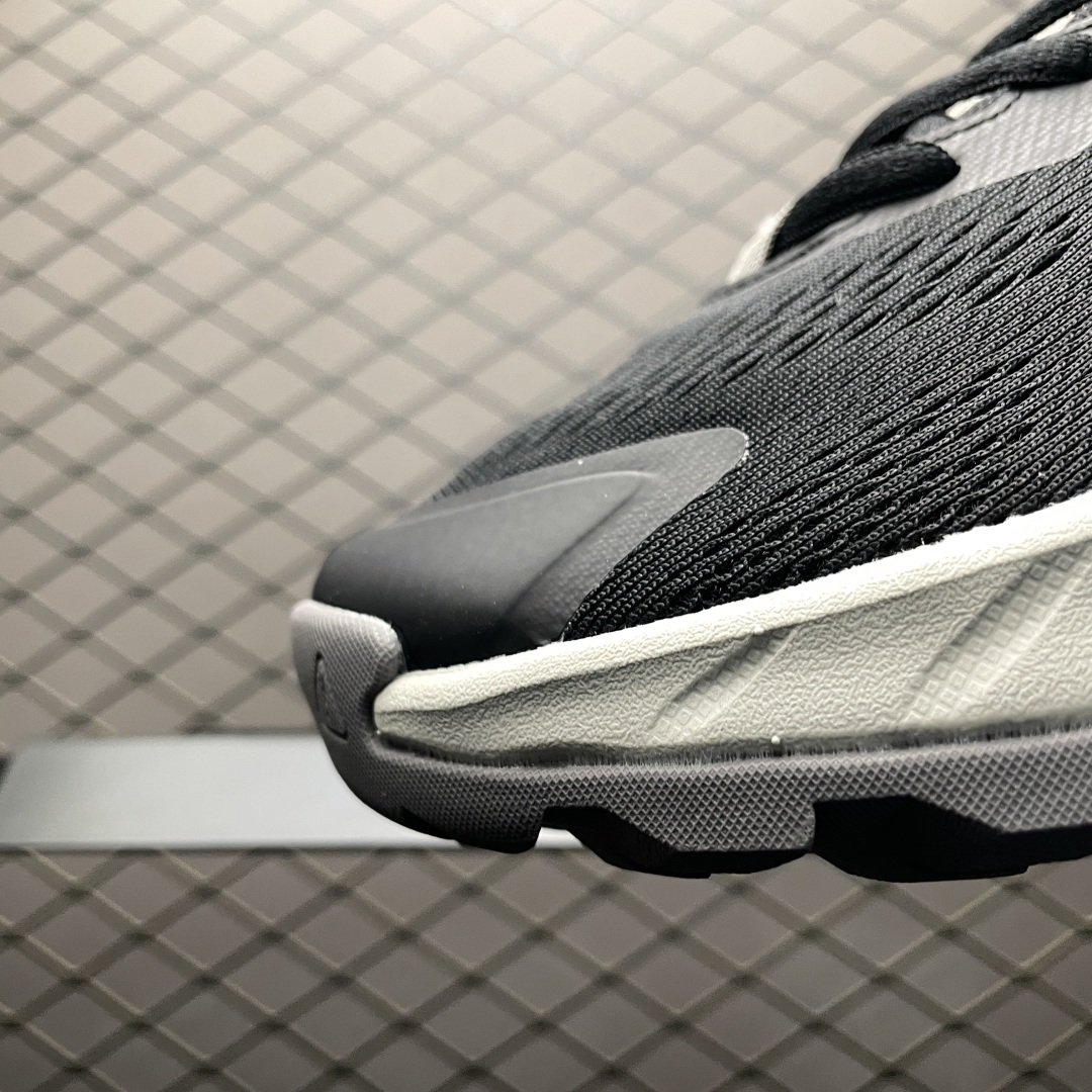   KEEN 科恩 Versacore Speed 低帮运动鞋  简洁易搭配 上脚效果不错 原单代加工渠