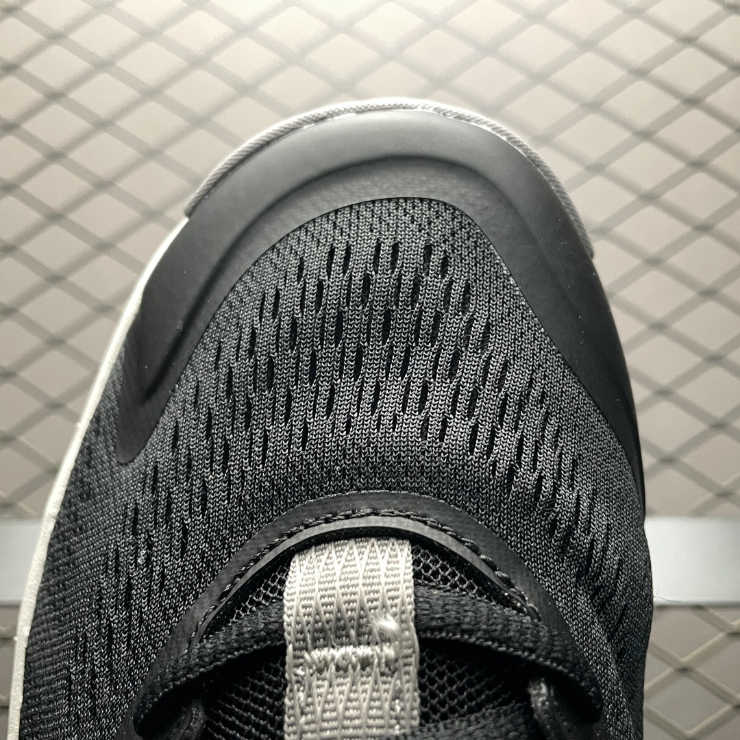   KEEN 科恩 Versacore Speed 低帮运动鞋  简洁易搭配 上脚效果不错 原单代加工渠