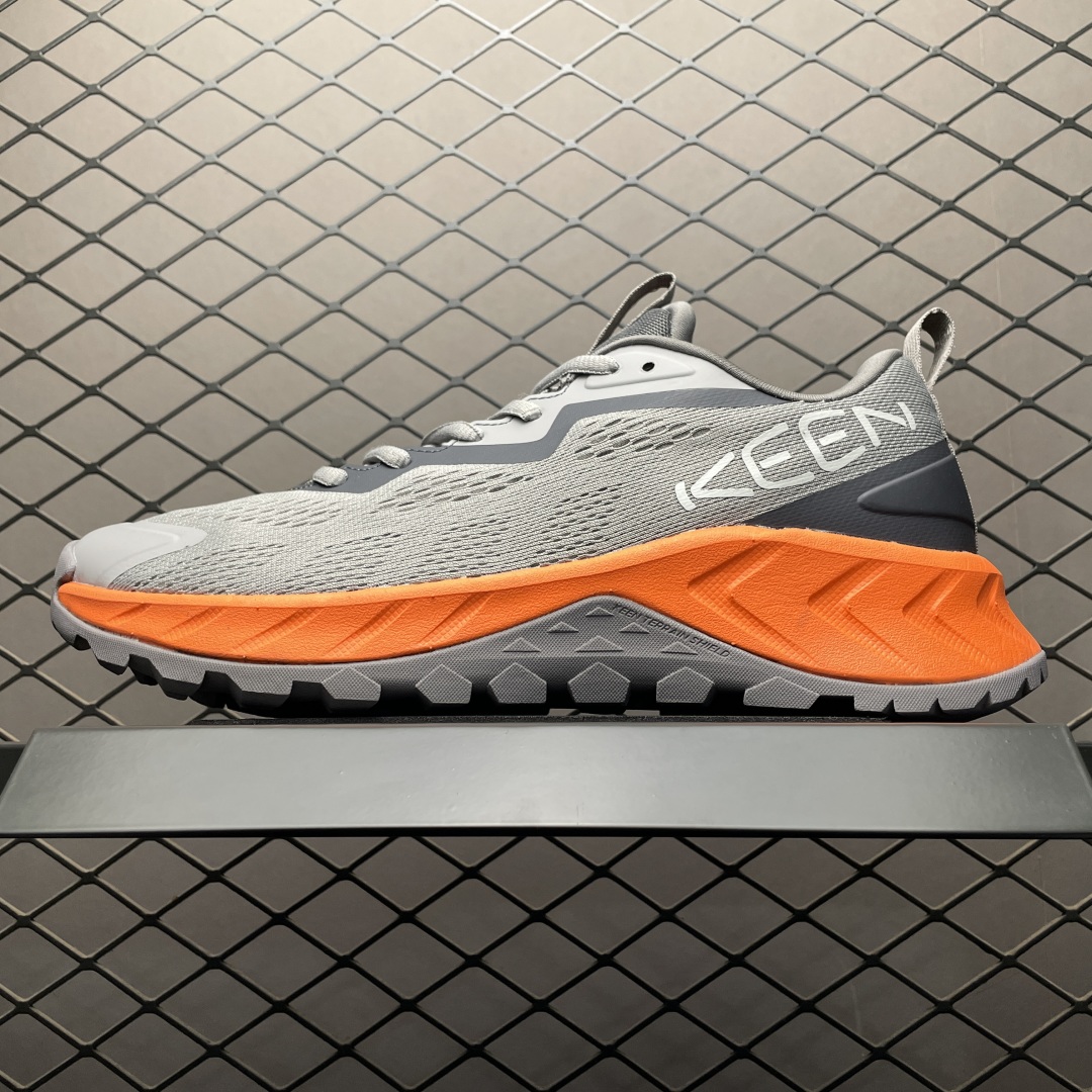   KEEN 科恩 Versacore Speed 低帮运动鞋  简洁易搭配 上脚效果不错 原单代加工渠