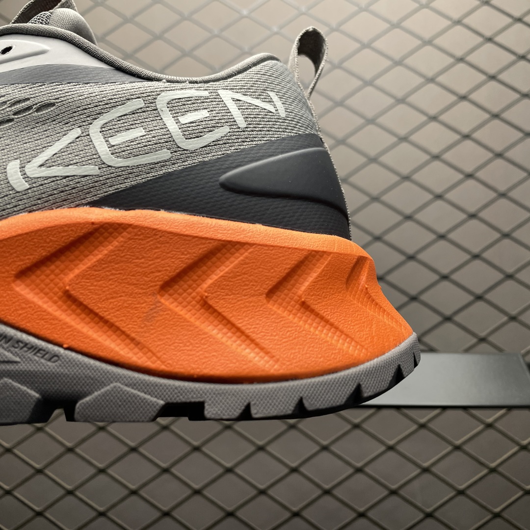   KEEN 科恩 Versacore Speed 低帮运动鞋  简洁易搭配 上脚效果不错 原单代加工渠