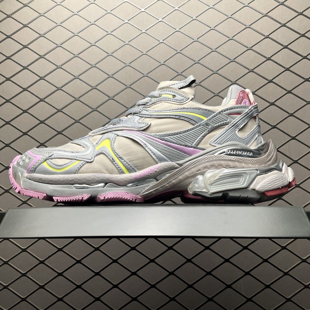 純原Balenciaga 巴黎世家 Runner 2 巴黎手工做舊款復古老爹鞋 官方原配套鞋盒 防塵紙配套齊全 尺碼：35 36 37 38 39 40 41 42 43 44 45 46 編號：50IFTU6